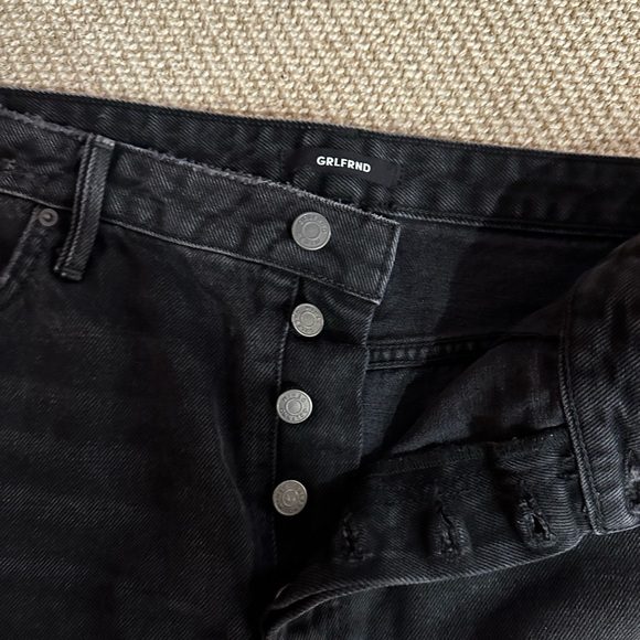 GRLFRIEND BLACK RIPPED DENIM SKIRT • SZ 32 - Picture 3 of 6